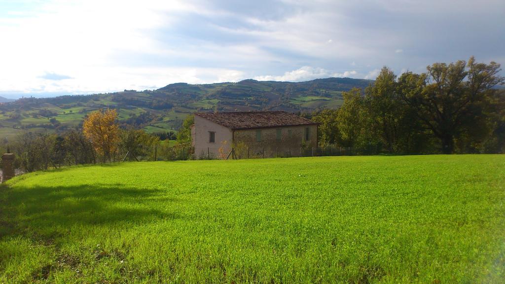 Poggio Dei Prugnoli Acomodação com café da manhã Tavoleto Exterior foto