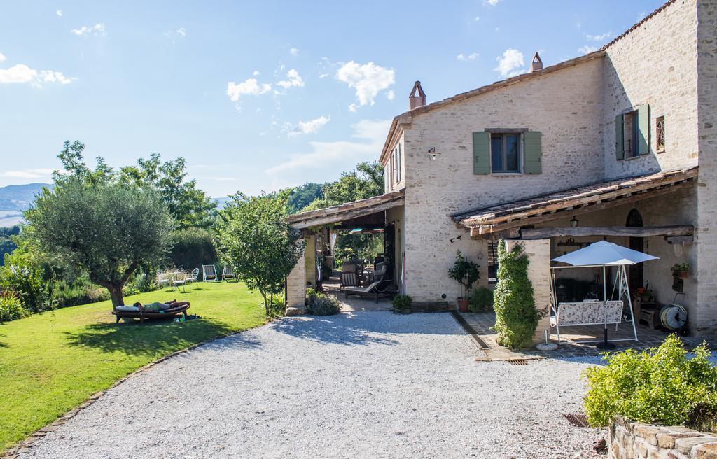 Poggio Dei Prugnoli Acomodação com café da manhã Tavoleto Exterior foto